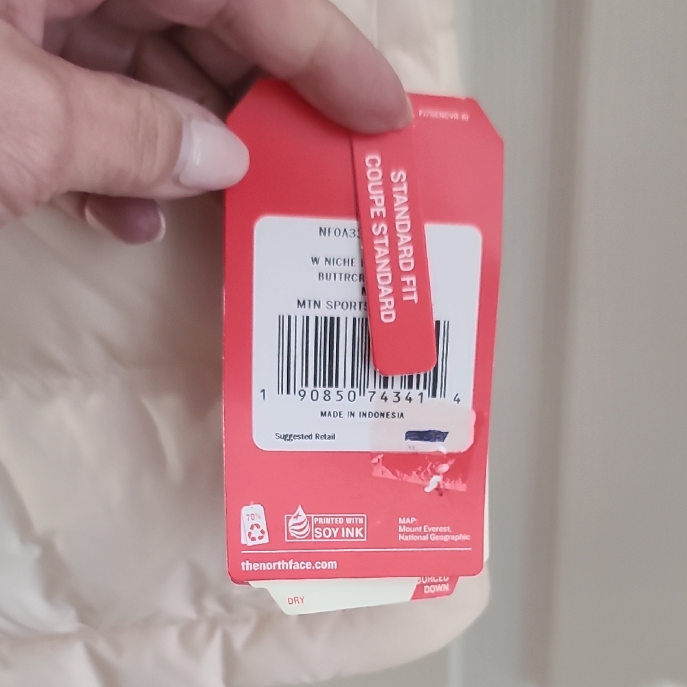 The North Face Women's Off-White Quilted Vest - Picture 2 of 3